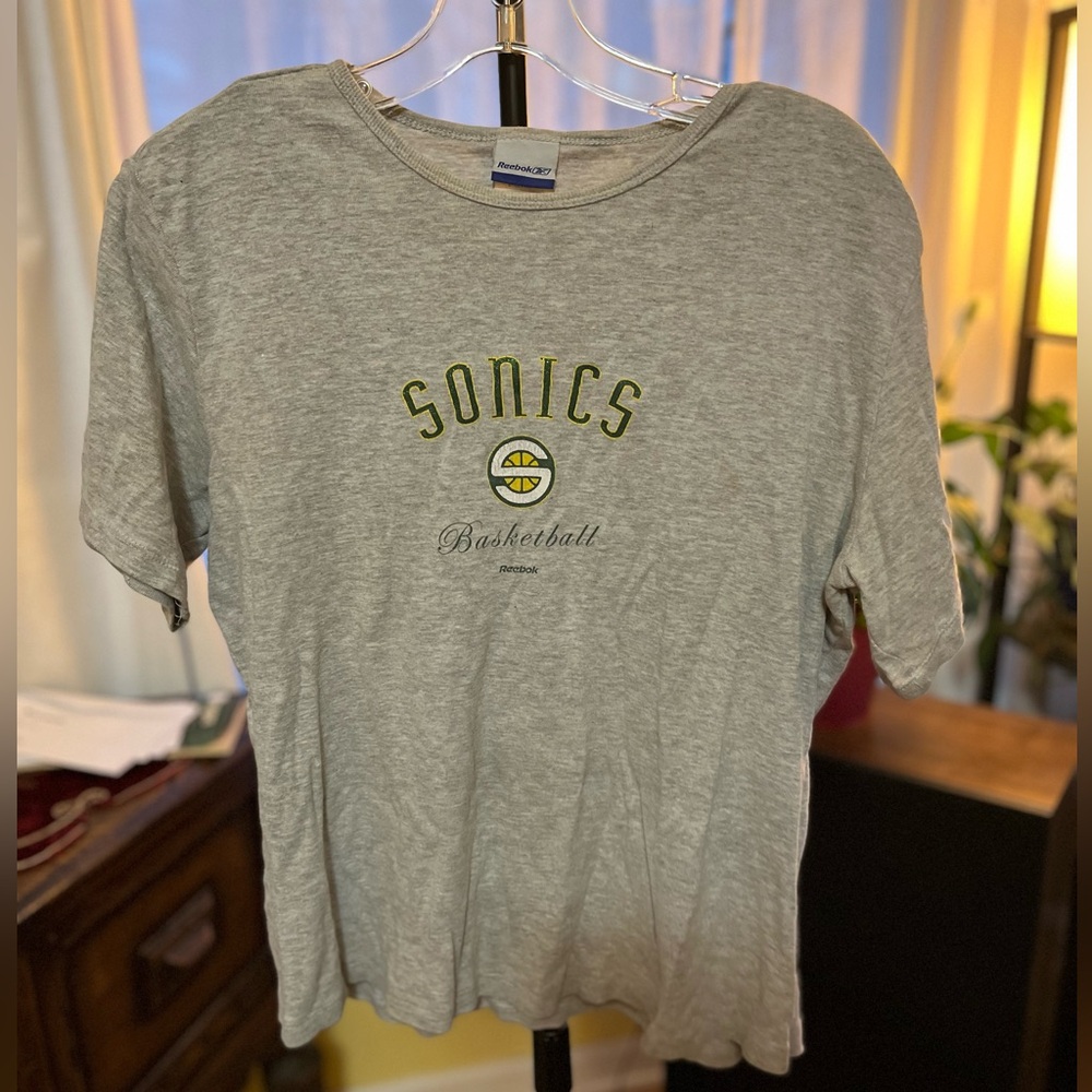 Vintage Sonics Basketball Gray T-Shirt